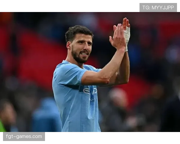 鲁本·迪亚斯领衔曼城防线，稳固防守助球队状态持续攀升