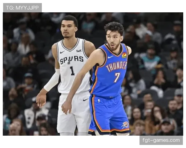 阿什拉夫与特林康闪耀赛场：新星对决谁主未来？