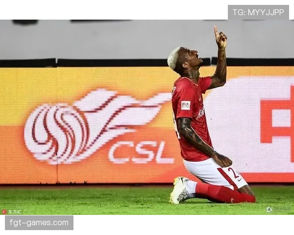 黄潜进攻火力全开，新赛季强势表现引瞩目