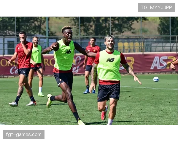 阿贾克斯荷甲竞争力明显下滑,争冠形势面临严峻考验 阿贾克斯荷甲竞争力明显下滑,争冠形势面临严峻考验